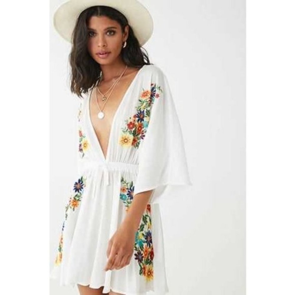 Forever 21 White Floral Embroidered Dress - Picture 3 of 3